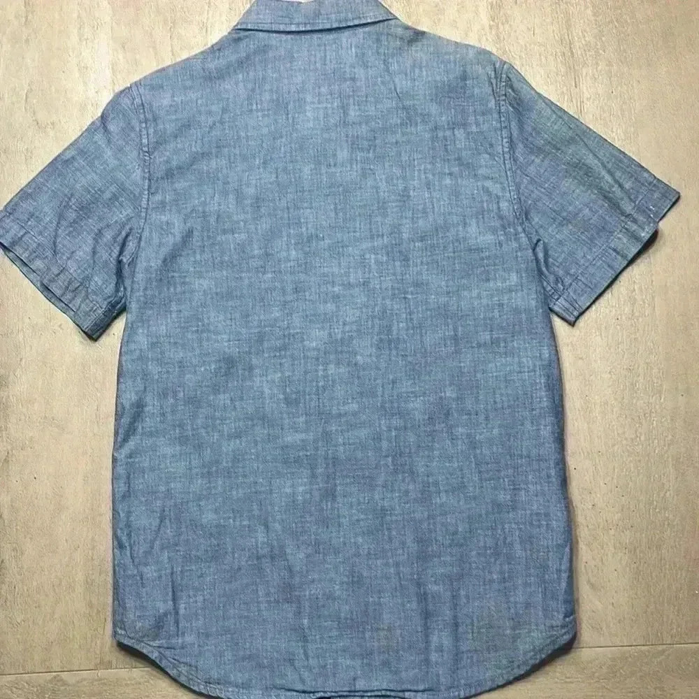 Gap and Old Navy shirts NWOT perfect condition size XL - Picture 5 of 8